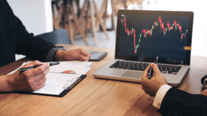 پراپ تریدر کیست؟